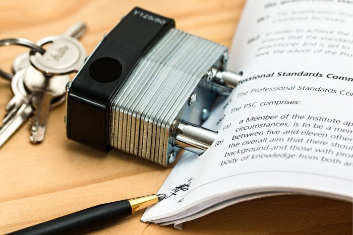 Trzy spółki informatyczne Infomex, Nabino i ncNETcom ukarane za zmowę przetargową na kwotę blisko 1 mln zł.