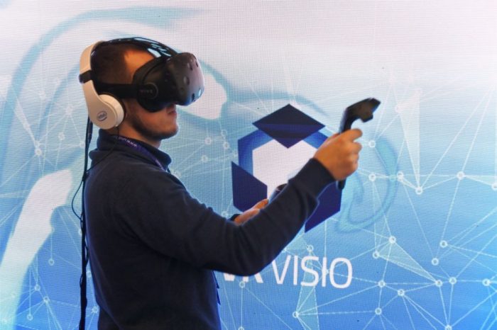 Wirtualna rzeczywistość pomoże nam w zakupach? Nowości technologicznych, które niebawem zobaczymy w sklepach.