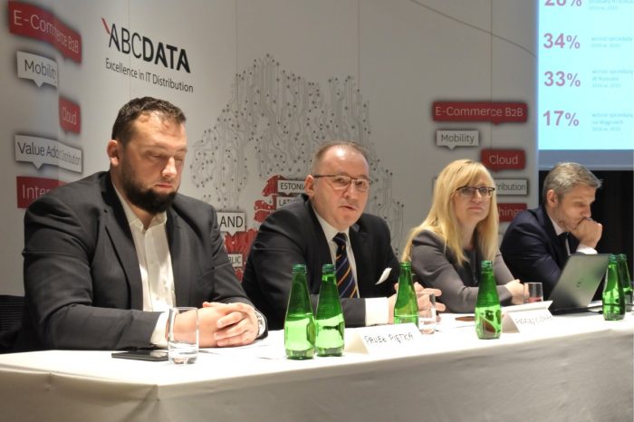 ABC Data w 2016 roku wypracowała ponad 4,9 mld zł skonsolidowanych przychodów ze sprzedaży, marża ze sprzedaży na poziomie 5,3%.