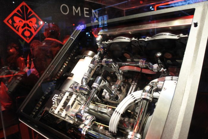 HP ogłasza współpracę z gwiazdą e-sportu Julią „Juliano” Kiran, podczas turnieju Intel Extreme Masters - IEM 2017.