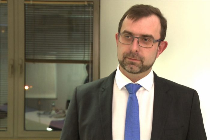 Wirtualna rzeczywistość może zwiększyć efektywność pracowników. Inwestuje w nią coraz więcej firm.