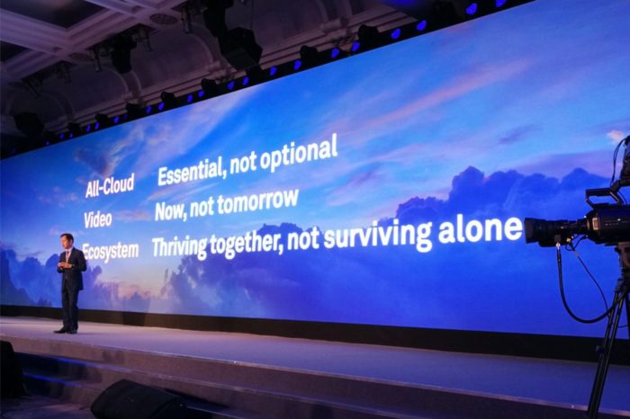 210 milionów użytkowników usług chmury Huawei dla konsumentów - Huawei Consumer Cloud Services w 2016 roku.