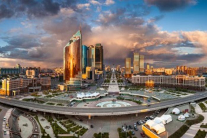 Grupa Engave podpisała kontrakt na kompleksowe wdrożenie systemu informacji pasażerskiej transportu publicznego w Astanie na Expo 2017