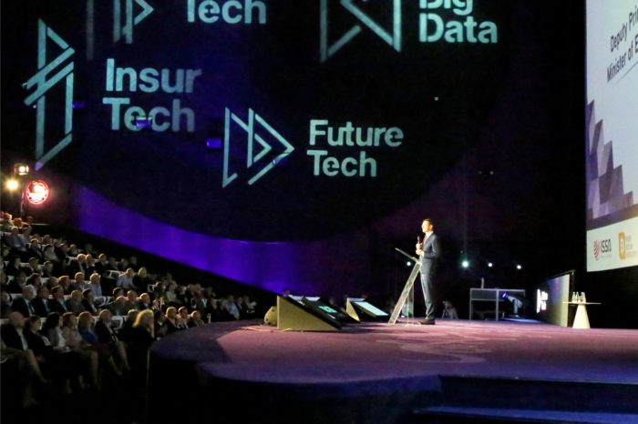 Demokratyzacja i współdzielenie - wnioski płynące z Kongresu Technologicznego Future Tech w Warszawie.