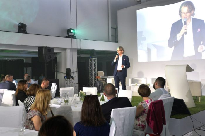 Kongres Kadrowy „Moc jest w ludziach” - Rekrutacje pracowników największym wyzwaniem działów kadrowych - wnioski z badania Sage Polska.