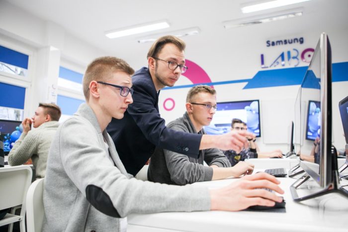 Samsung LABO program firmy Samsung dla studentów w Szczecinie, dowodem na ogromną potrzebę współpracy nauki z biznesem.