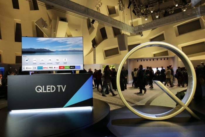 Telewizory SAMSUNG z serii QLED TV oraz z serii Premium UHD TV na 2017 rok otrzymały rekomendację firmy Netflix.