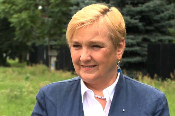 Jednolity rynek cyfrowy mógłby przynieść europejskiej gospodarce 415 mld euro rocznie. Inicjatywa napotyka jednak poważne bariery.