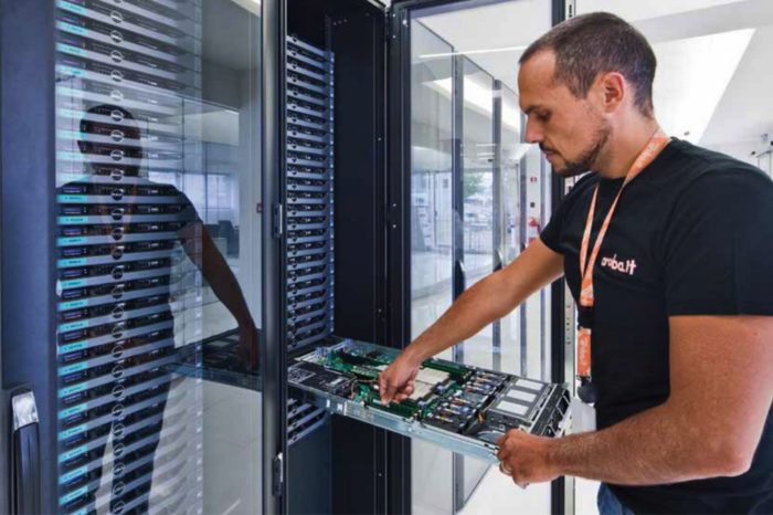 Rozwiązania firmy Kingston od 10 lat zapewniają klientom Aruba Cloud najwyższy poziom usług, gwarantując użytkownikom nieprzerwany dostęp do ich danych.