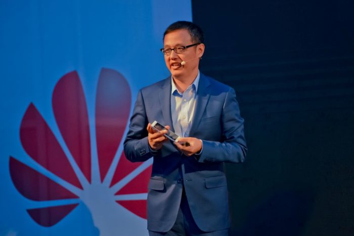 Huawei prezentuje Mobile Cloud - Nową usługę przechowywania danych w mobilnej chmurze, przeznaczoną dla użytkowników smartfonów.