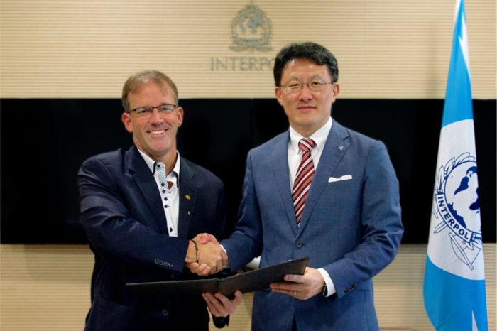 Cisco i Interpol podpisały porozumienie w ramach walki z cyberprzestępczością - o wymianie danych i technologii inteligentnego wykrywania zagrożeń.