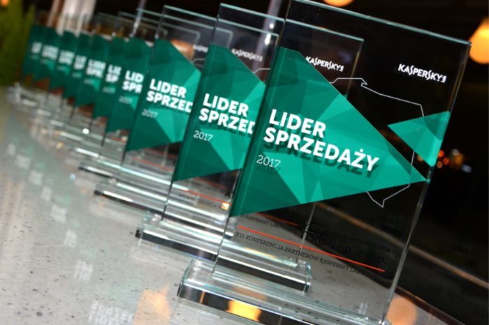 Kaspersky Lab Polska podczas organizowanej XVI Konferencji Partnerskiej nagrodził 10 najlepszych partnerów handlowych.