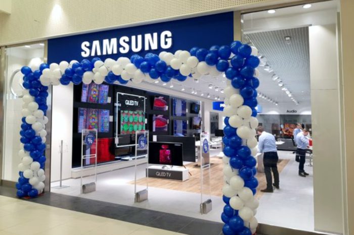Samsung w szczecińskim Centrum Handlowo-Rozrywkowym Galaxy, otworzył pierwszy w Szczecinie, a dziewiętnasty w Polsce - Samsung Brand Store.