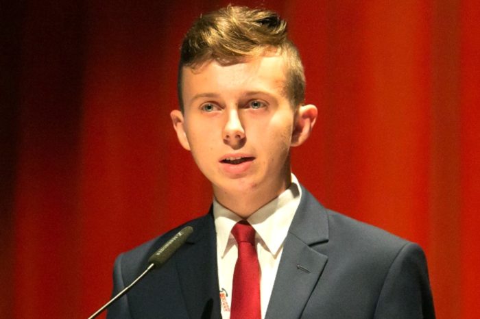 Tymon Radzik, doradca minister Anny Streżyńskiej wśród finalistów Międzynarodowej Dziecięcej Nagrody Pokoju 2017.