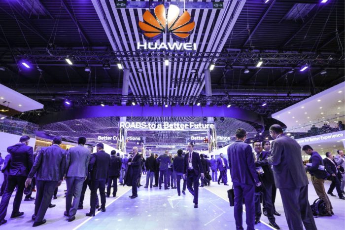 Huawei podczas Global Digital Transformation Forum, poprzedzającego rozpoczęcie Mobile World Congress 2018 - "Dostęp do Internetu stanie się wkrótce prawem podstawowym."