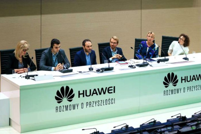 Sztuczna inteligencja – gotowi na rewolucję? Podczas kongresu Huawei - Rozmowy o Przyszłości przedstawiono wyniki najnowszego badania na temat postaw Polaków wobec sztucznej inteligencji.