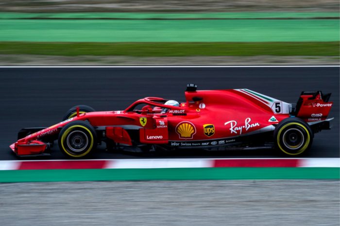 Lenovo nawiązało wieloletnią współpracę sponsoringową z zespołem Formuły 1 - Scuderia Ferrari, począwszy od rozpoczętego właśnie sezonu 2018.