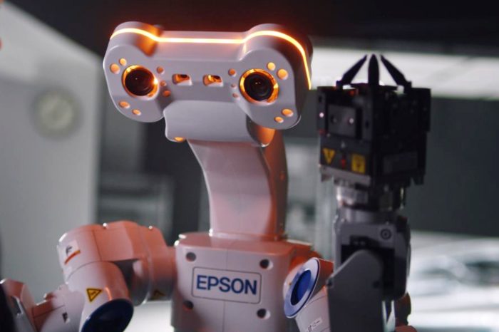 Znamy skład jury konkursu win-a-robot organizowanego przez Epson - zostali nimi eksperci ze środowisk przemysłowych, akademickich i politycznych specjalizujący się w dziedzinie robotyki.