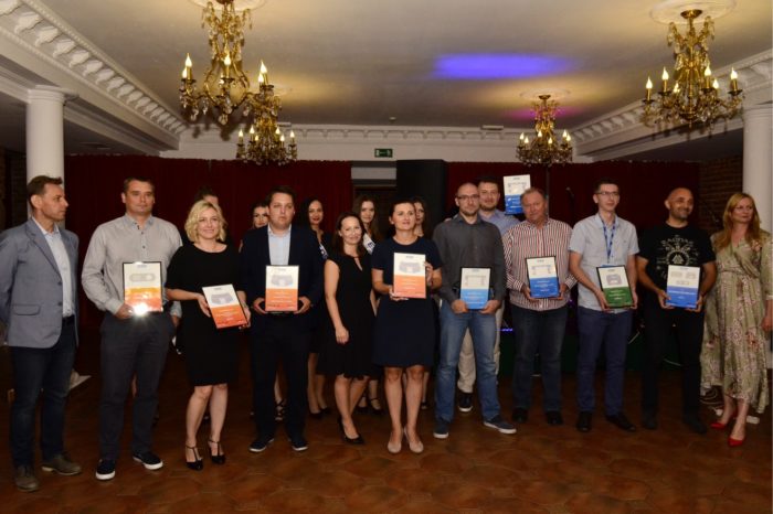 EPSON Polska zdobywca dwóch IT Championów 2018, uhonorował swoich najlepszych partnerów biznesowych tytułem Partner Roku 2017.