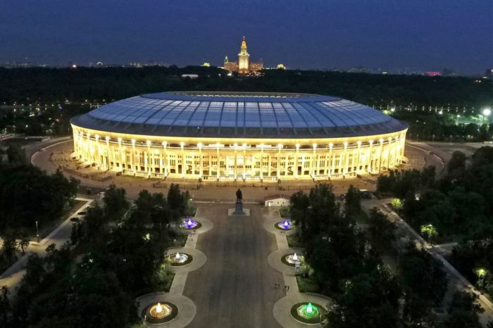 Technologia ABB rozświetla kultowy rosyjski stadion - System ABB i-bus KNX umożliwia sterowanie nowym oświetleniem zmodernizowanego Stadionu Łużniki.