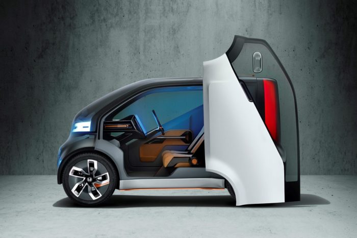 Honda inwestuje w sztuczną inteligencję, robotyzację i analitykę Big Data. - Honda po przeznaczeniu na badania i rozwój 6.2 miliarda dolarów, odważnie wkracza w przemysł 4.0