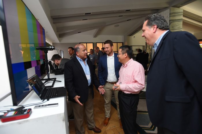 Samsung podczas QLED & Advanced Displays Summit zaprezentował plany rozwoju wyświetlaczy z technologią kropek kwantowych (QLED) i kompletnego ekosystemu 8K.