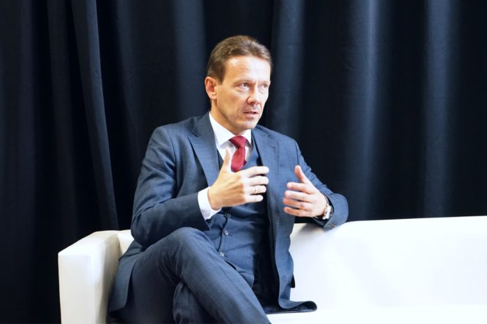 Dell Technologies utrzymuje pozycję lidera branży technologicznej i wzmacnia swoje zaangażowanie w procesy cyfrowej transformacji.