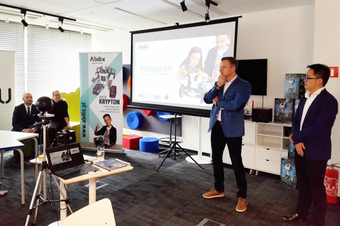 Roboty edukacyjne Abilix, debiutują w Polsce! Dzięki firmie Solectric GmbH Polska, światowy lider robotyki edukacyjnej będzie dostępny na polskim rynku.