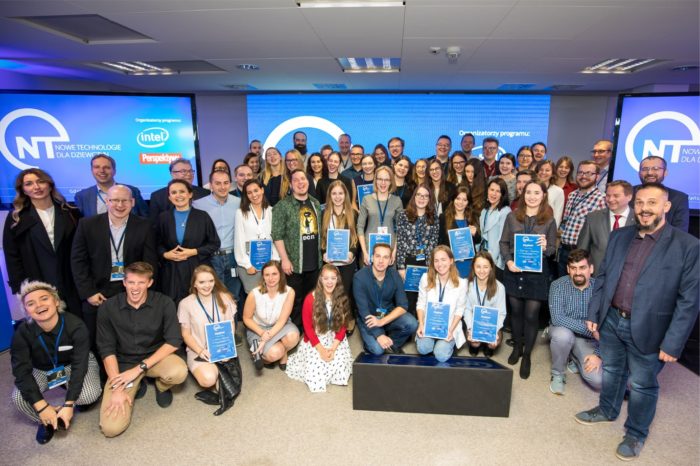 Intel i Fundacja Edukacyjna Perspektywy, kolejny rok z rzędu przyznały stypendia w ramach programu Nowe Technologie dla Dziewczyn.