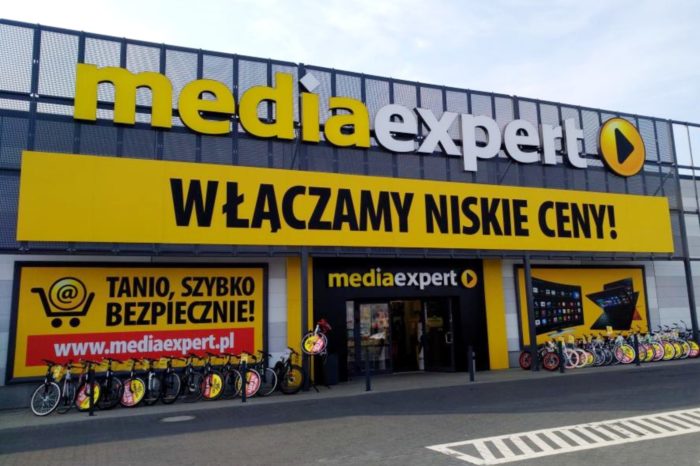 Media Expert podsumowuje rozwój w ostatnich 10 miesiącach - 27 nowych elektromarketów i plany konsolidacji powierzchni magazynowych.