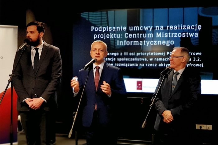 Centrum Mistrzostwa Informatycznego – Nowe możliwości dla zdolnych informatyków. Rusza projekt grantowy finansowany przez Centrum Projektów Polska Cyfrowa.