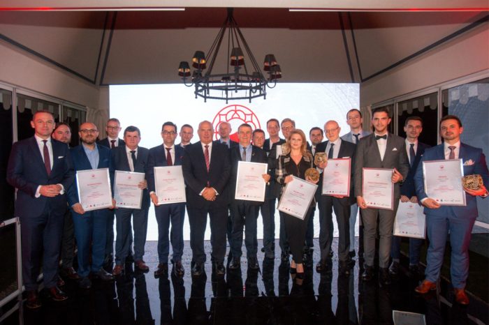 Senetic nagrodzony za międzynarodową ekspansję w konkursie „Polska Firma — Międzynarodowy Czempion”, organizowanym przez PwC i Puls Biznesu.