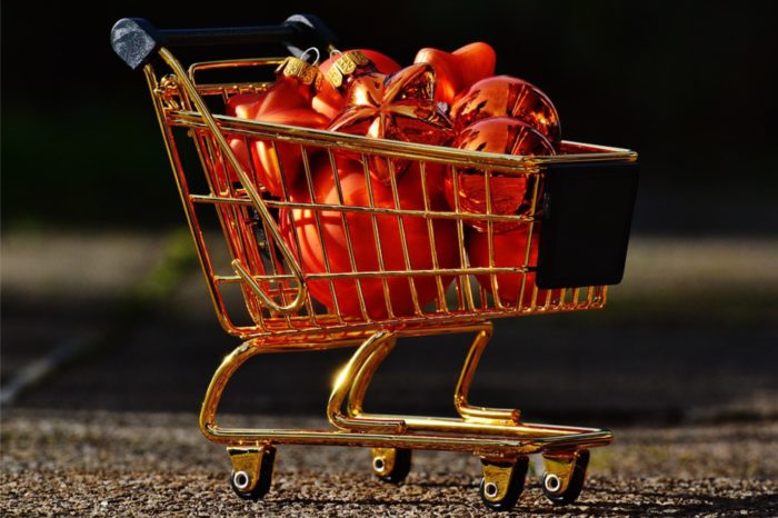 Przedświąteczna gorączka danych - W walce o klienta kluczowe znaczenie dla branży retail, ma umiejętna analiza jego świątecznych nawyków zakupowych.