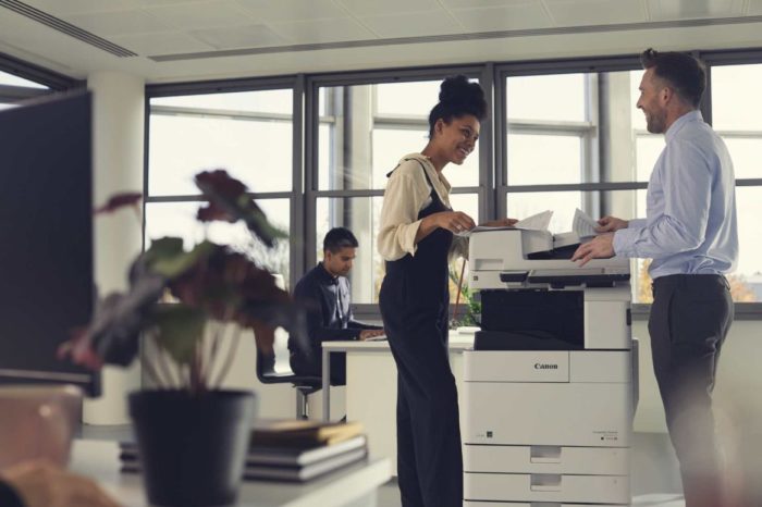 Canon łączy siły z PrinterLogic i udostępnia platformę do zarządzania sterownikami do drukarek i urządzeń wielofunkcyjnych.