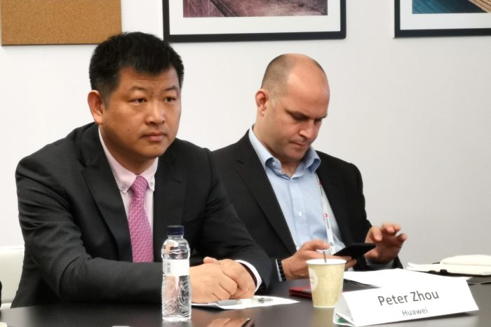 "Bezpieczeństwo jest kwestią techniczną, której nie można upolityczniać." - Huawei podczas MWC 2019, odniósł się do ostatnich kwestii związanych z cyberbezpieczeństwem oraz udziałem Huawei w budowie sieci 5G.