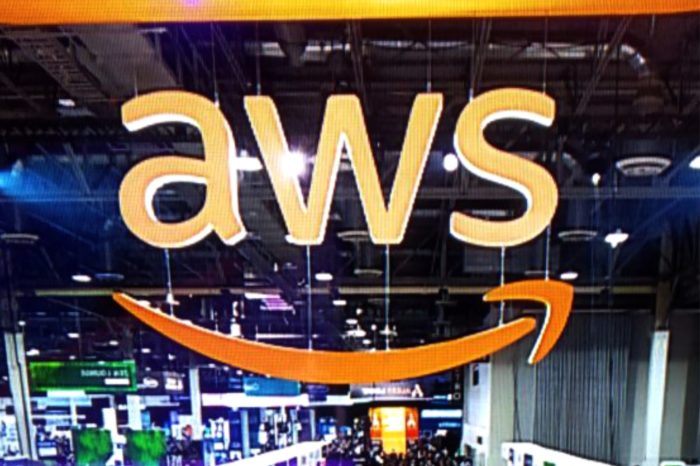 Amazon Web Services - Jak automatyzacja zwiększa bezpieczeństwo cybernetyczne, presja na specjalistów ds. bezpieczeństwa informatycznego jest większa niż kiedykolwiek wcześniej.