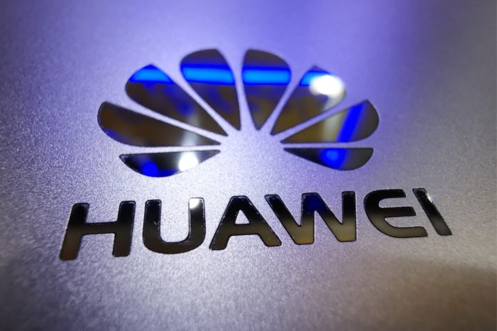 Huawei oficjalnie wprowadził do sprzedaży IdeaHub - rozwiązanie do budowy środowiska pracy przyszłości z wbudowanymi mechanizmami bazującymi na sztucznej inteligencji.