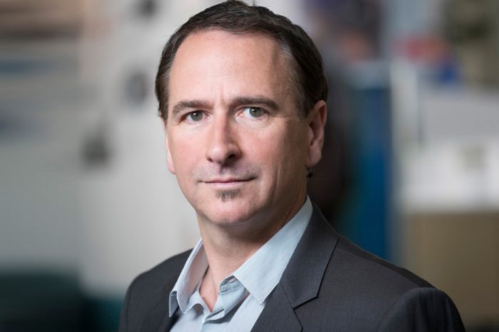 Poly, nowy gracz na rynku, powstał po połączeniu firm Plantronics i Polycom, skoncentruje on działalność na rozwiązaniach do komunikacji i współpracy między użytkownikami.