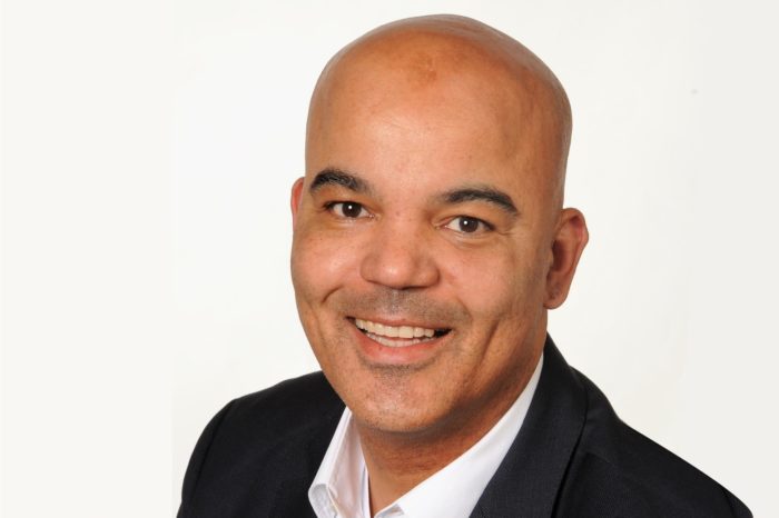 Kai Thielen obejmuje nowo utworzone stanowisko Dyrektora ds. marketingu elektroniki konsumenckiej na Europę w firmie SHARP.