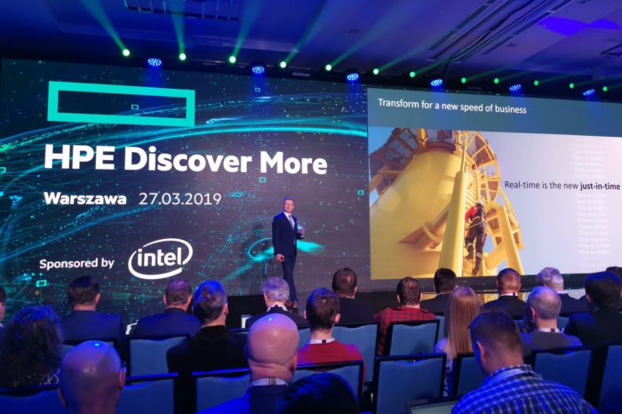 HPE prezentuje ulepszoną platformę Artificial Intelligence for Operations (AIOps), HPE InfoSight oraz wprowadza HPE Memory-Driven Flash najbardziej inteligentne pamięci masowe do swojego portfolio.