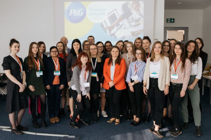 Future Female Leader in IT - to nowa inicjatywa koncernu Procter & Gamble, której celem jest zapewnienie równowagi na rynku pracy, oraz zachęcanie kobiet do łączenia swojej kariery z sektorem IT.