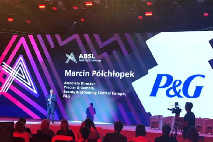 Firma P&G w ramach szóstej edycji programu „Poland Prize powered by Huge Thing”, podjęła wpółpracę z trzema zagranicznymi startupami: FerretVideo, Peekd.ai oraz Visor.ai.