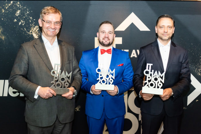 HP Inc Polska zdobywcą 4 nagród IT Champion 2019 - firma zwyciężyła w kategoriach Komputery i Stacje Robocze, Druk Laserowy oraz Program Partnerski. Maciej Deka uhonorowany tytułem Najlepszego Szefa Kanału Partnerskiego.