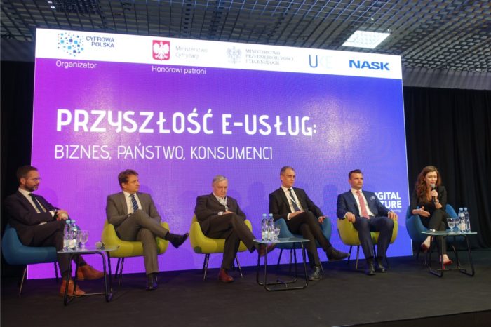 "Let’s talk about technology" za nami konferencja Digital Future 2019 – Należy edukować i rozwiewać obawy Polaków w sprawie 5G i pól elektromagnetycznych (PEM).