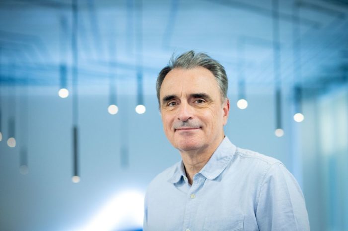 Firmy budują pancerne sejfy na dane klientów, ale klucz oddają amerykańskim władzom. Michel Paulin, CEO OVH, podpowiada dlaczego warto wybrać europejską chmurę?