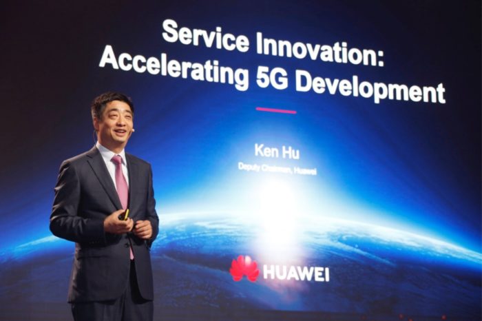 Ken Hu, Wiceprezes Huawei podczas MWC 2019 w Szanghaju przybliżył postępy firmy we wdrażaniu 5G oraz przedstawił jak innowacje w usługach i międzysektorowa współpraca napędzają wzrost popularności 5G.