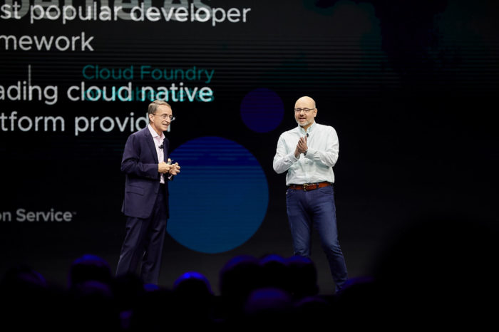 Podczas konferencji VMworld US 2019, firma VMware zaprezentowała swoje najnowsze rozwiązanie dla klientów biznesowych – VMware Hybrid Cloud Platform.