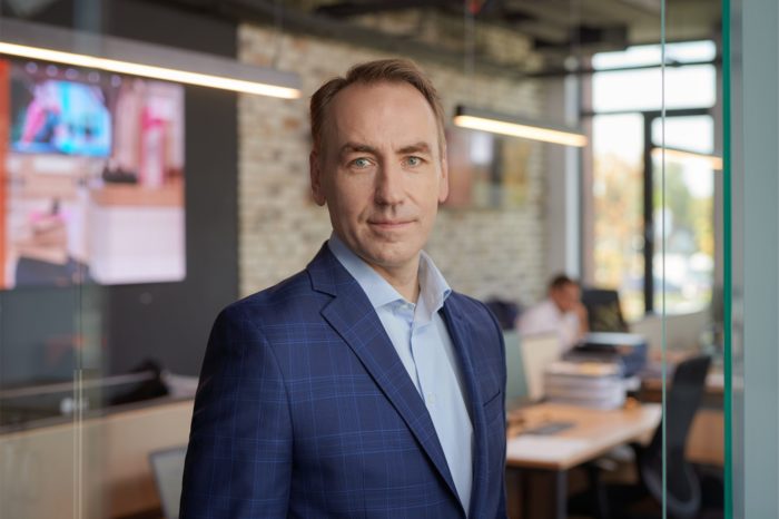 M4B S.A. wyrasta na lidera polskiego rynku Digital Signage i zdradza ambitne plany na przyszłość! Innowacyjność jest wpisana w kod DNA naszej firmy - mówi prezes M4B, Jarosław Leśniewski.