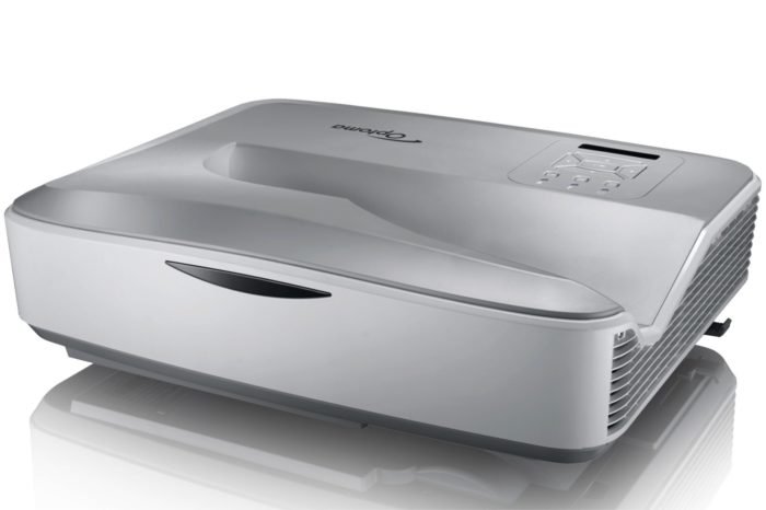 Optoma wprowadza najnowszy projektor laserowy ZH500UST, ze 120-calowym obrazem FullHD uzyskanym z odległości tylko 66 cm od ekranu.