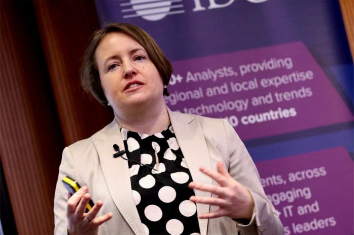 Sankcje USA wstrzymują rozwój AI i Internetu Rzeczy, oraz ograniczają tempo rozwoju całej branży telekomunikacyjnej. - ocenia Carla Arend, główny analityk IDC.